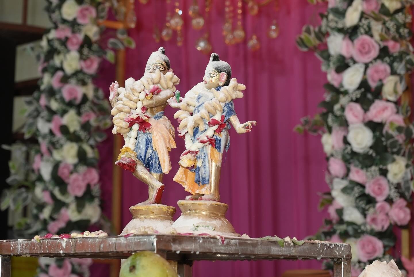 Divine darshan of Sri Sri Radha Madhav on Janmashtami at ISKCON Rewari